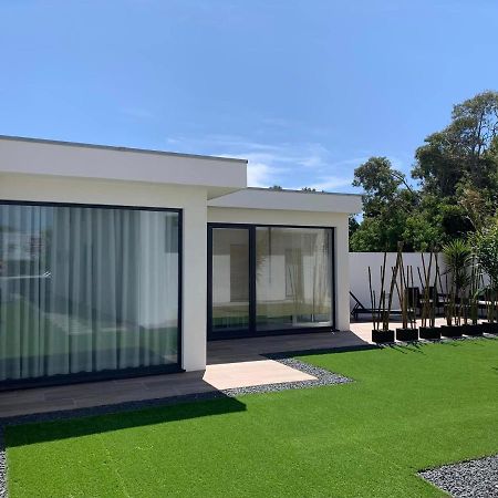 Oliver Beach House Poco da Cruz Exteriör bild